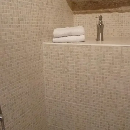 Authentic Mediterranean Apartment *